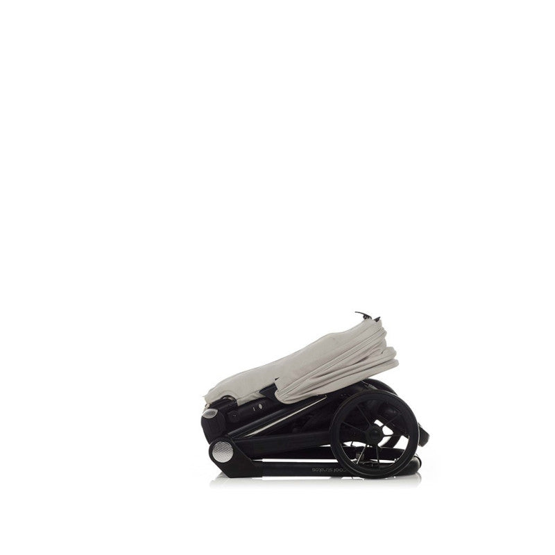 Cărucior 3×1 Be Cool Stratos Bej – Confort și Practicitate pentru Călătorii de Neuitat