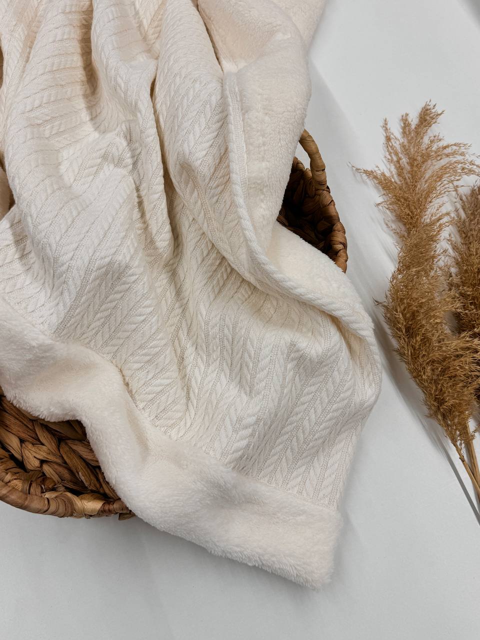 Cuvertura tricot/puf