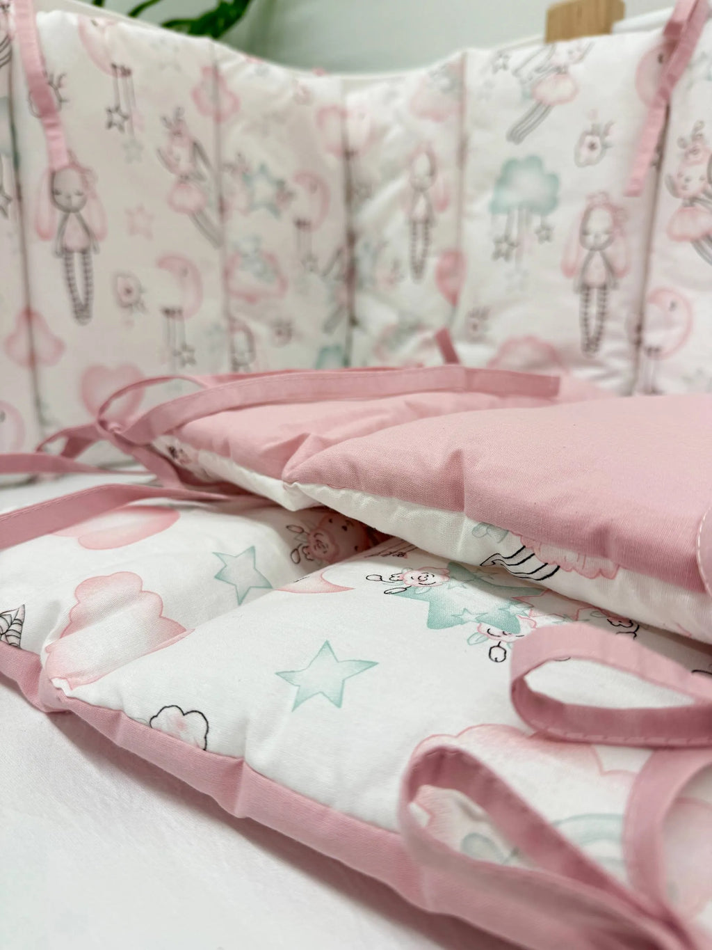 Apărătoare Gărduleț Iepurași Roz 120x60 cm