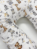 Perna Pentru Gravide U-Shape – Animăluțe Safari Pe Alb, 130 cm