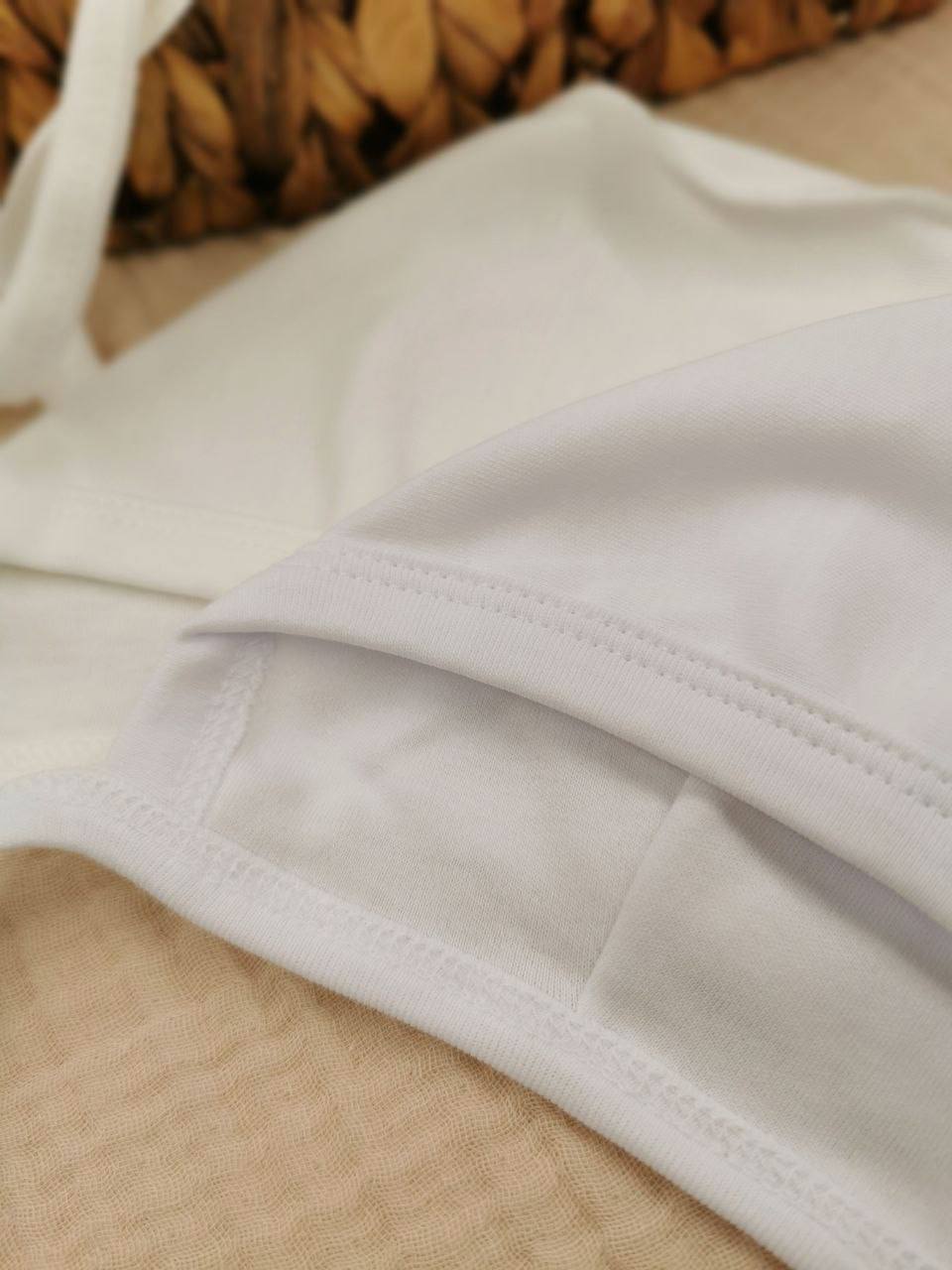 Căciulițe pentru bebeluși