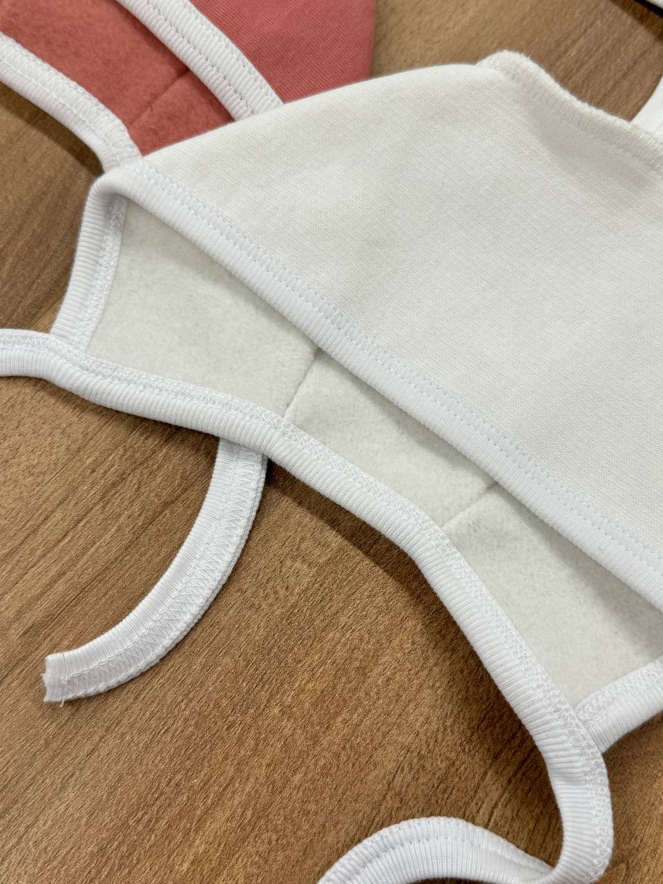 Căciulițe Drăguțe pentru Nou-Născuți