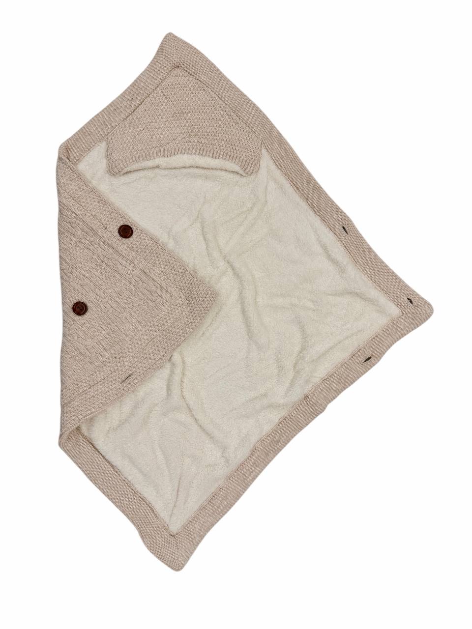 Plic plapumă din tricot cu blăniță și nasturi 90x90 cm