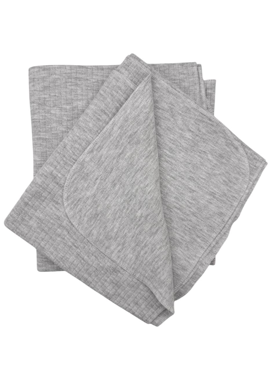 Pelincă Tricotată Bebe 100x90 cm – Moale, Călduroasă și Confortabilă